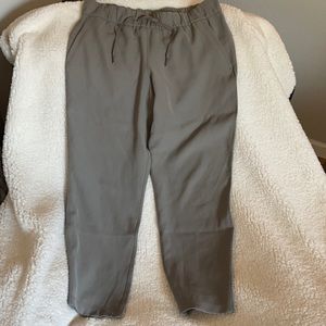 Lululemon On The Fly 7/8 *Woven